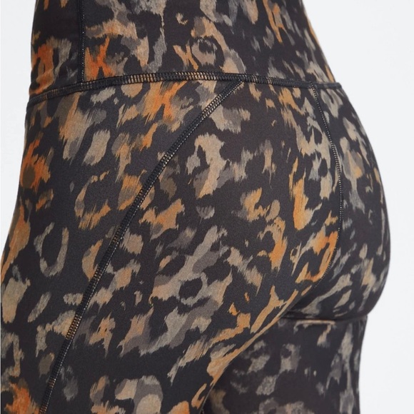 Fabletics Powerhold - Picture 2 of 6